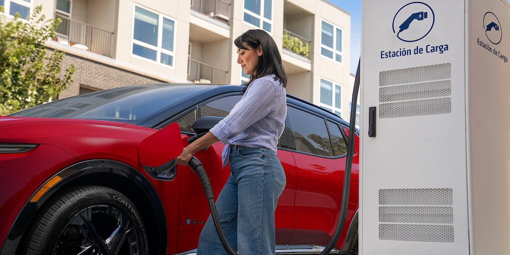 Equinox EV 2024, la tecnología de Chevrolet aplicada a una SUV eléctrica, carga regenerativa, conectividad, seguridad activa