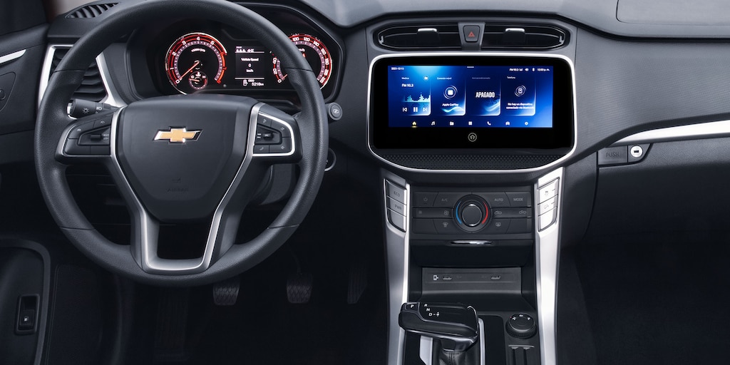 Chevrolet S10 Max 2025, pickup de trabajo con volante de 3 brazos con controles de audio